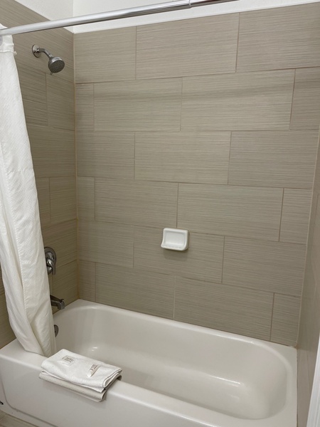 1 King Bed Nonsmoking (A Bldg.) Photo 5